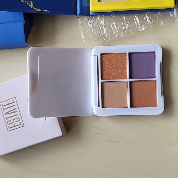 13 Piece New Makeup Bundle Eyeshadow Lipgloss Blush New - Picture 2 of 13